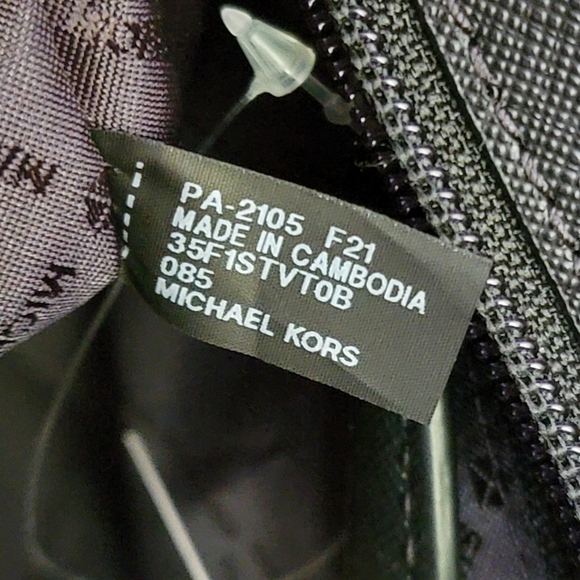 Michael Kors Jet Set XS Logo Tote Crossbody - Picture 4 of 9